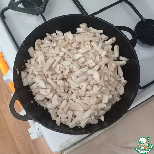 Лавашные пирожки с сыром, грибами, курицей