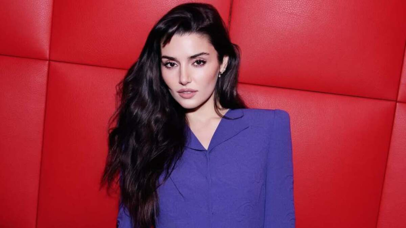 Любительница россиян Ханде Эрчел вернулась в Стамбул: ее задержала полиция