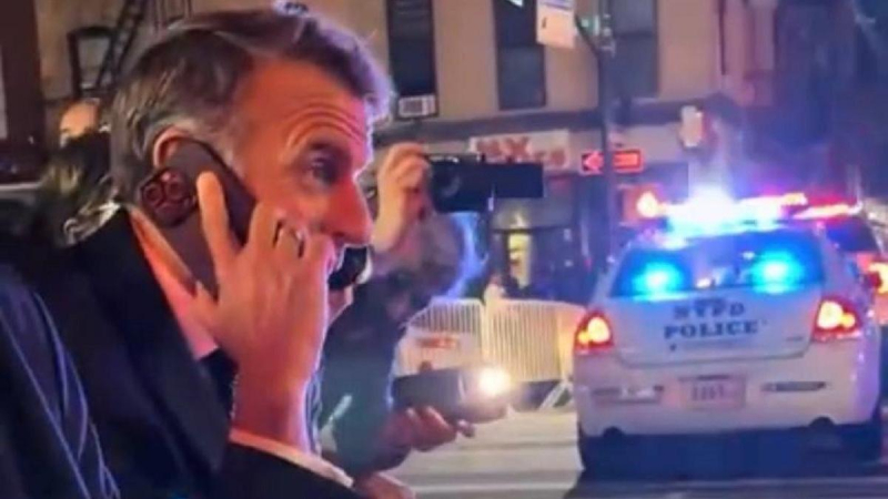 Макрону заблокировали дорогу в Нью-Йорке, пришлось звонить Трампу | ВИДЕО