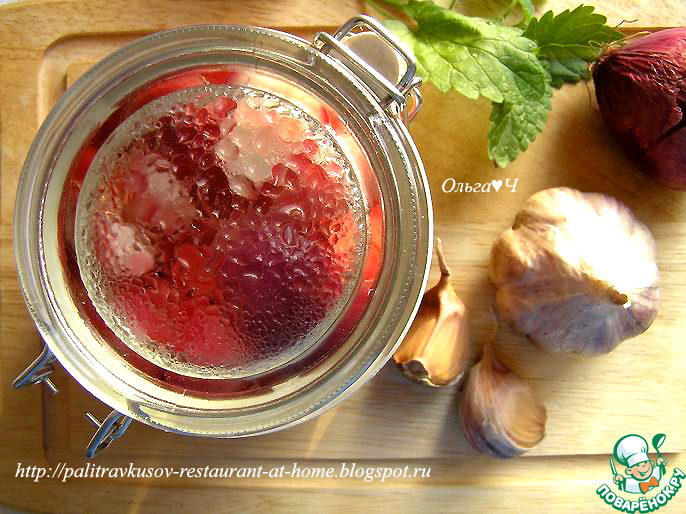 Маринованные овощи с мелиссой