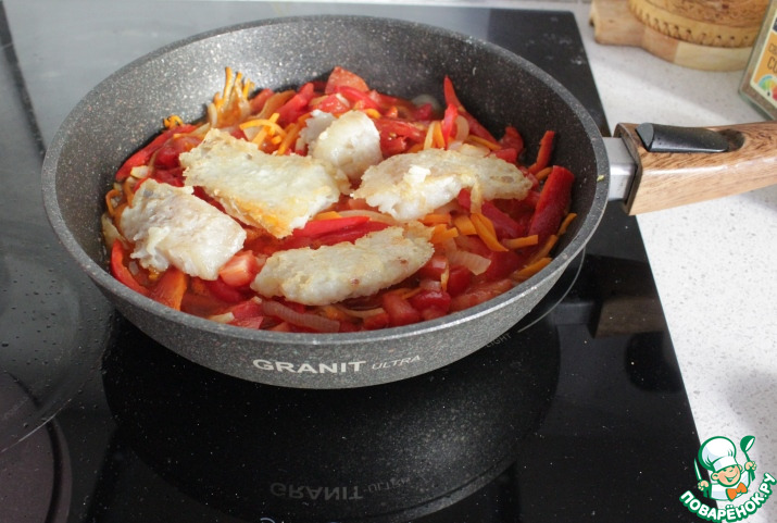Минтай с овощами