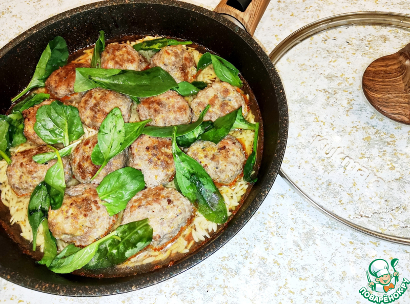 Мясные фрикадельки с пастой "Орзо"