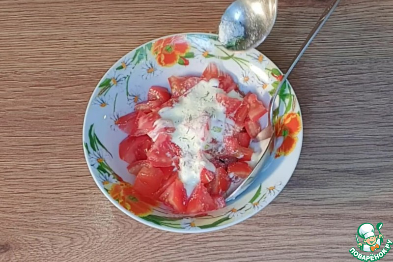 Молодые кабачки с салатной заправкой