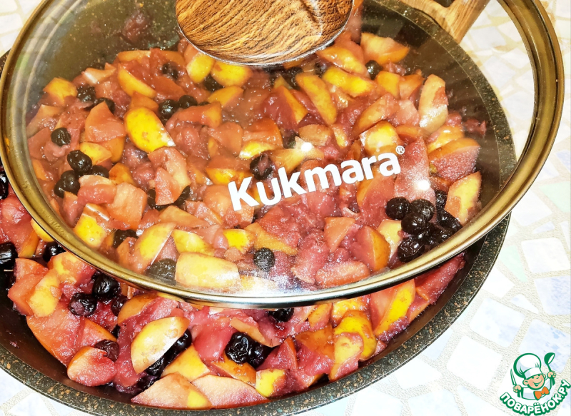Мусс из яблок и черноплодки