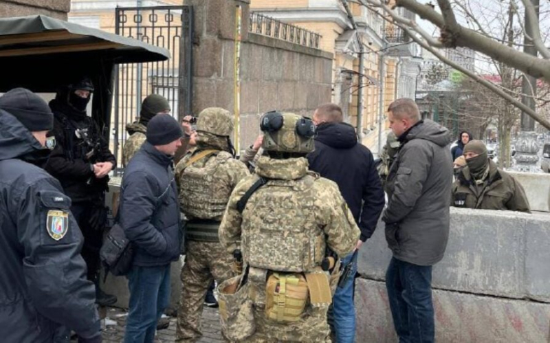 НАБУ: Сотрудники госохраны оказывают сопротивление работникам Бюро