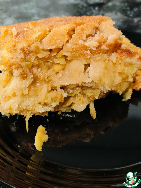 Насыпной пирог с грушами и яблоками