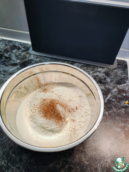 Насыпной пирог с грушами и яблоками