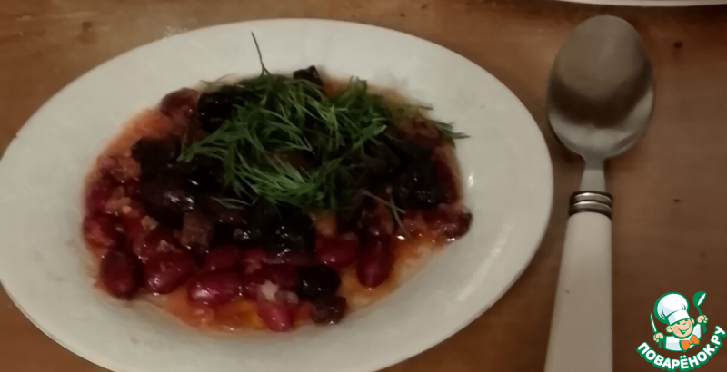 Натёртые помидоры, фасоль с оливковой пангритатой