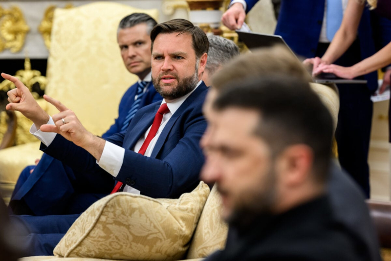 NYT: Вэнс снова обратился к Зеленскому как к ребенку во время встречи в Белом доме