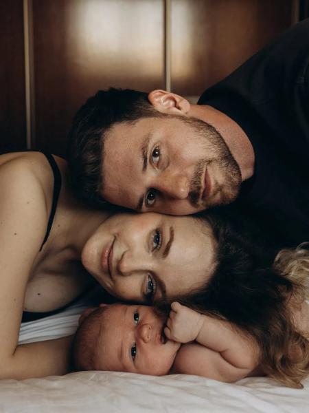 "Обратное направление", съемки в "Вестнике" и личная жизнь: откровенное интервью с Павлом Текучевым