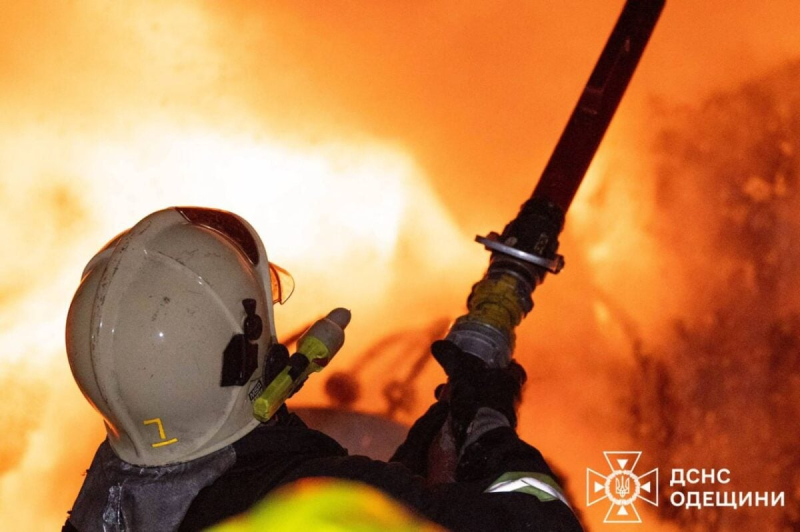 Одесса оказалась под одной из самых массированных атак РФ: Большинство районов без электричества