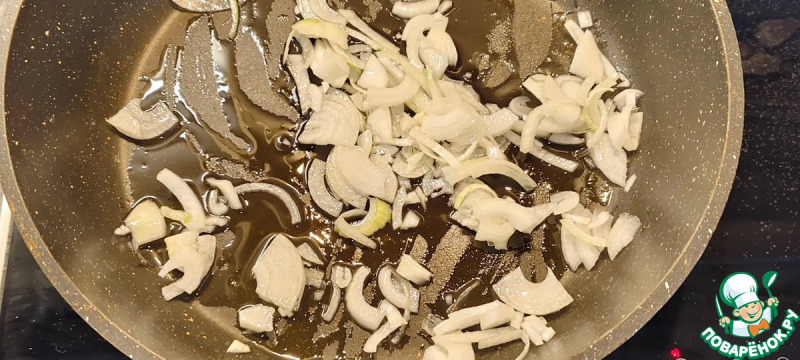 Омлет с лисичками и сыром