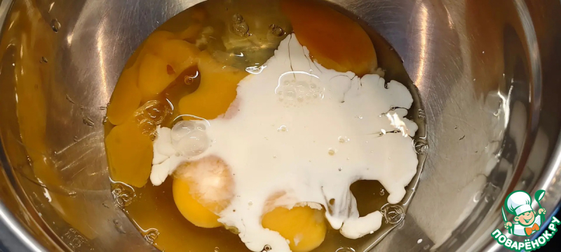 Омлет с лисичками и сыром