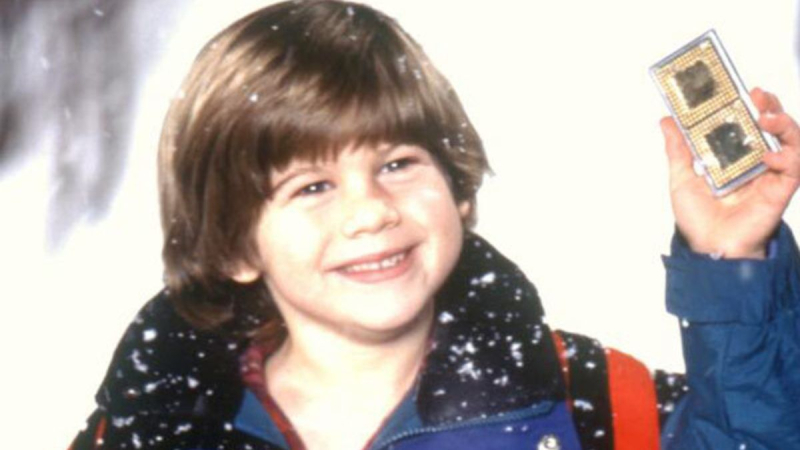 Он больше не актер: где сейчас главный герой фильма "Один дома 3"