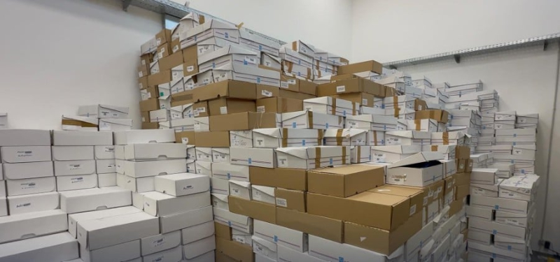 Орбан повезет в Брюссель 1,6 млн анкет венгров, которые якобы выступают против помощи Украине