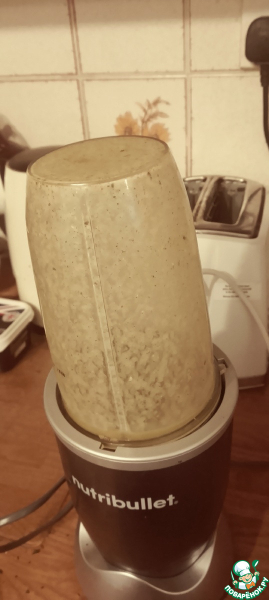 Орзо, запеченные с перцами, оливками, халуми