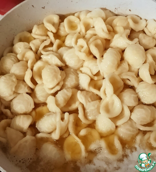 Острая паста с лаймом и крабом