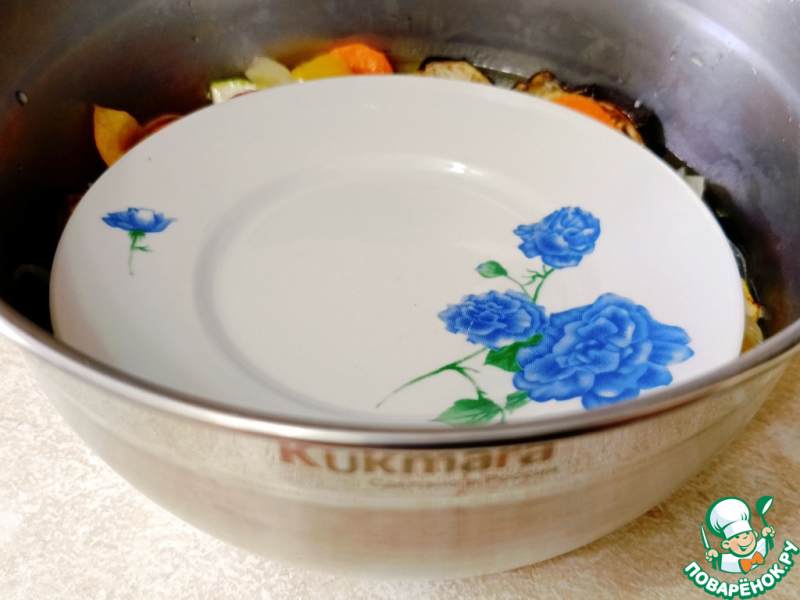Овощная закуска с баклажанами и кабачками