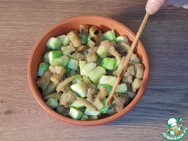 Овощное блюдо с мини-фрикадельками