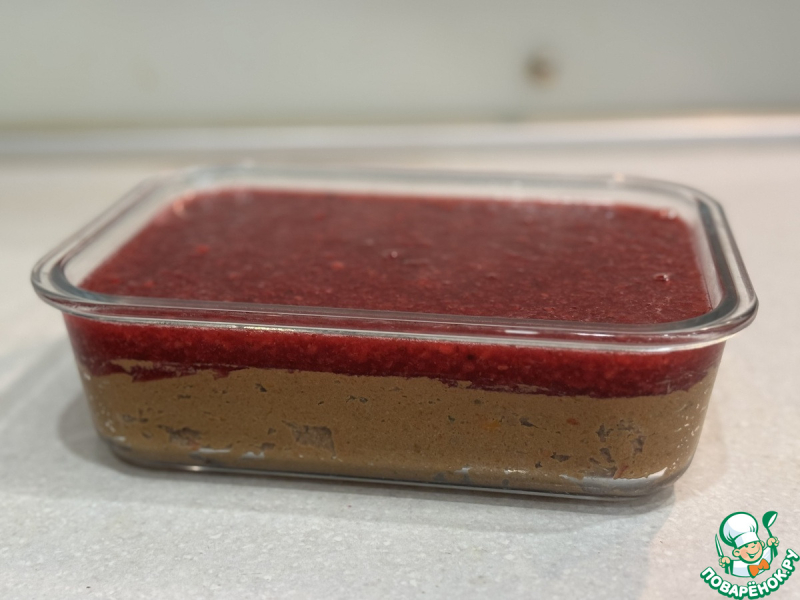 Паштет из индюшиной печени с брусничным желе