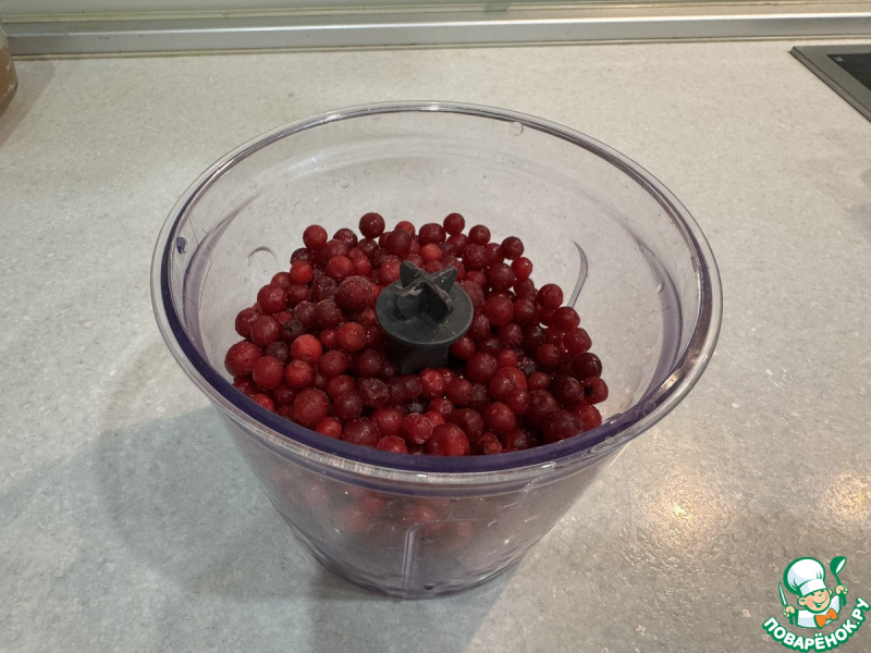 Паштет из индюшиной печени с брусничным желе