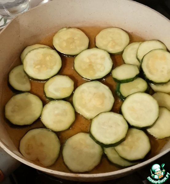 Паста с цуккини алла неранo