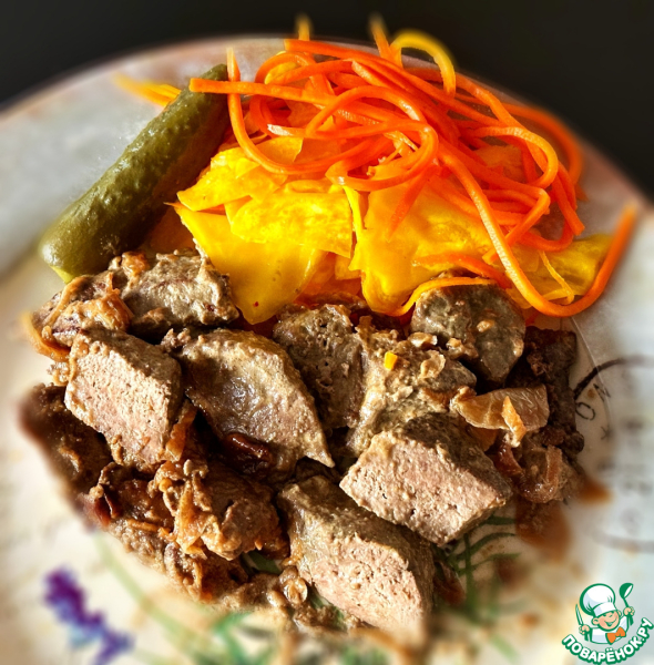 Печень говяжья. Жареная с луком