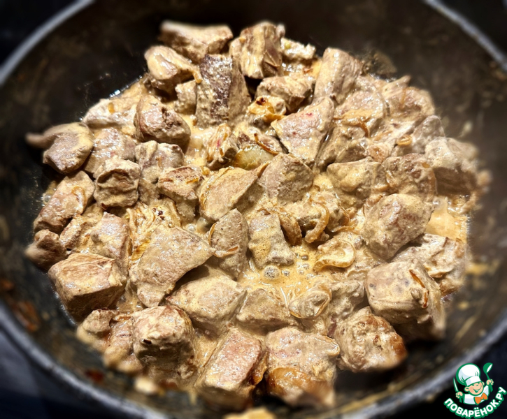 Печень говяжья. Жареная с луком