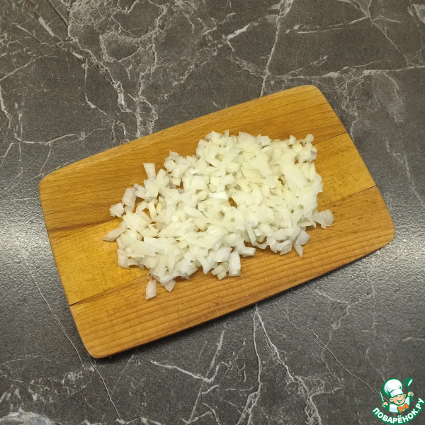 Перец, фаршированный фаршем и грибами