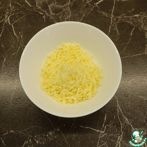 Перец, фаршированный фаршем и грибами