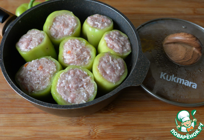 Перец фаршированный капустой с мясным фаршем