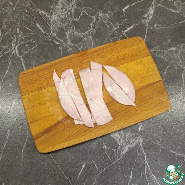 Пицца с луком и сыром