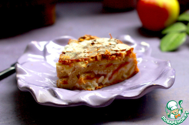 Пирог с яблоками и сливой