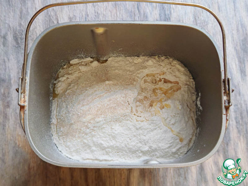 Пирожки с луком, яйцом и фетаксой