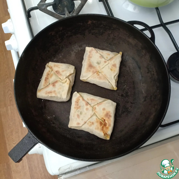 Пирожок с тыквой (каду-бичак)