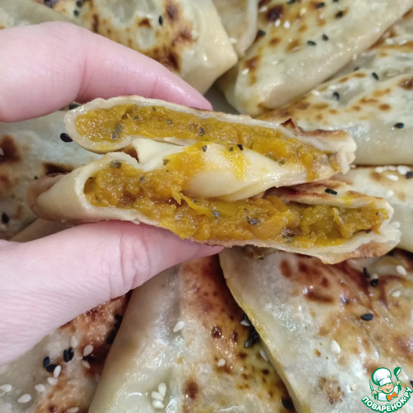 Пирожок с тыквой (каду-бичак)