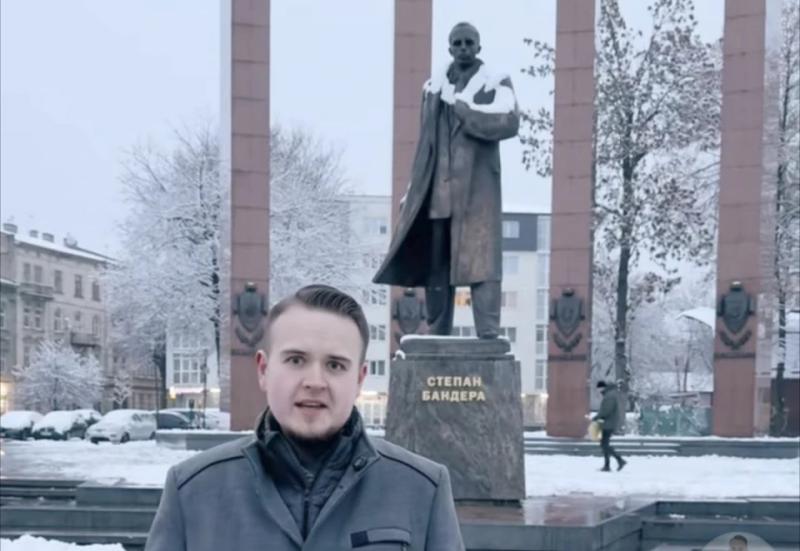 Польский пророссийский политик сделал провокационное заявление у памятника Бандере во Львове