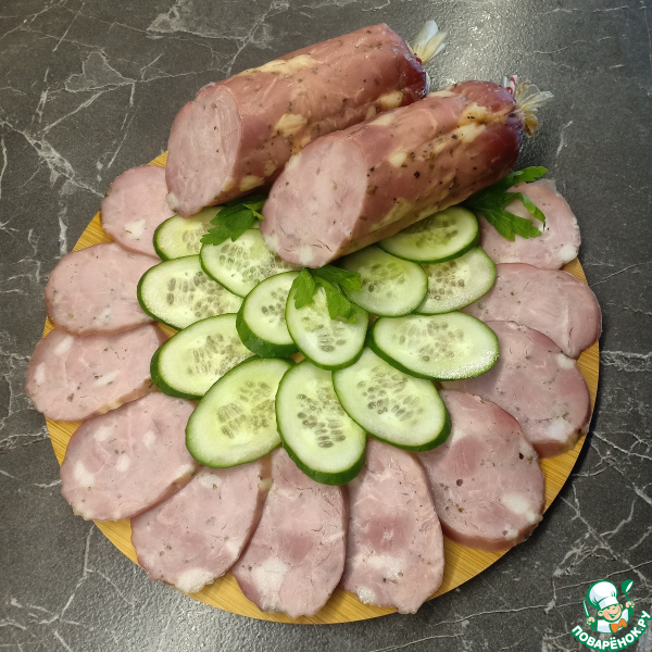 Пряная рубленая колбаса из свинины
