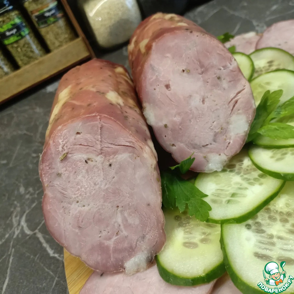 Пряная рубленая колбаса из свинины