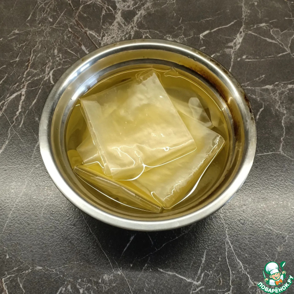 Пряная рубленая колбаса из свинины