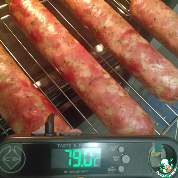 Пряная рубленая колбаса из свинины