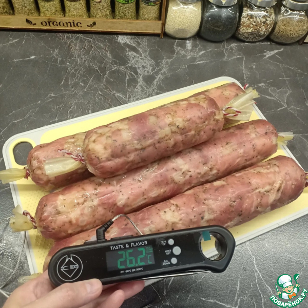 Пряная рубленая колбаса из свинины