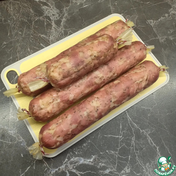 Пряная рубленая колбаса из свинины