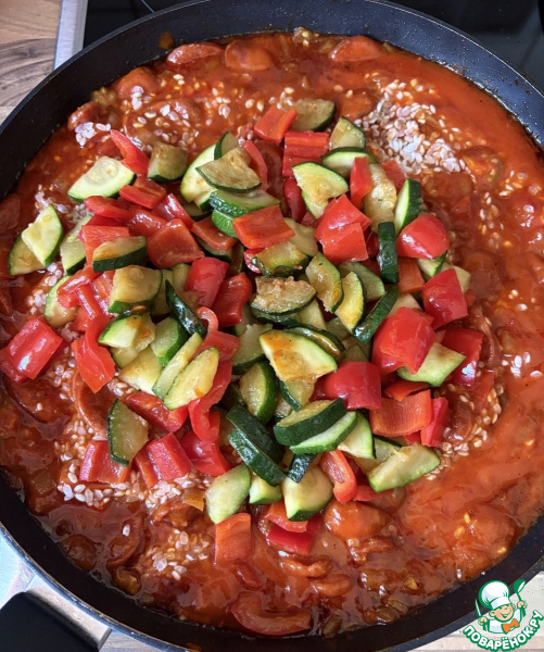 Рис с чоризо и овощами