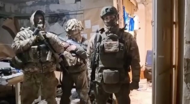 Россияне заявили о захвате штаба батальона 106-й бригады ТрО в Гуляйполе с техникой | ВИДЕО