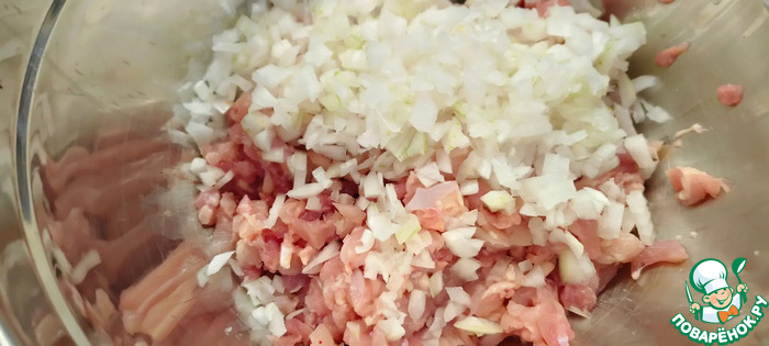 Рубленные куриные котлеты с сыром и зеленью