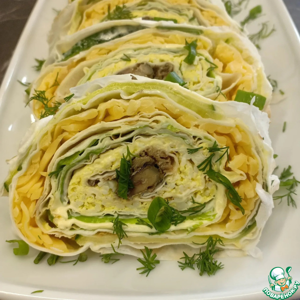 Рулет из лаваша со шпротами