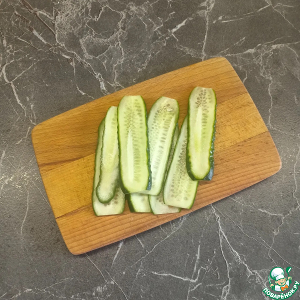 Рулет из лаваша со шпротами