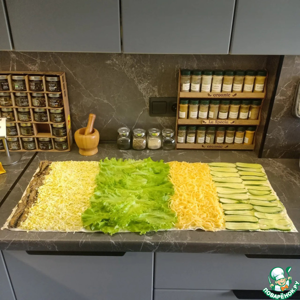 Рулет из лаваша со шпротами