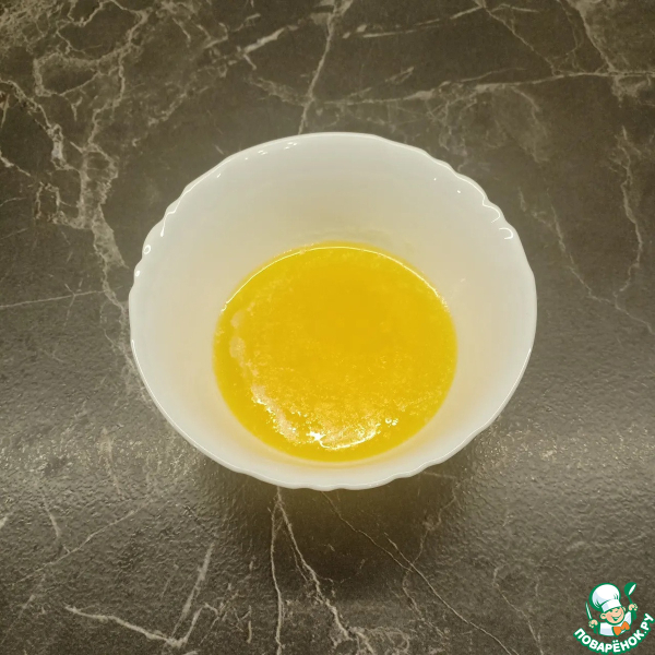 Рулет на дрожжевом тесте с творогом